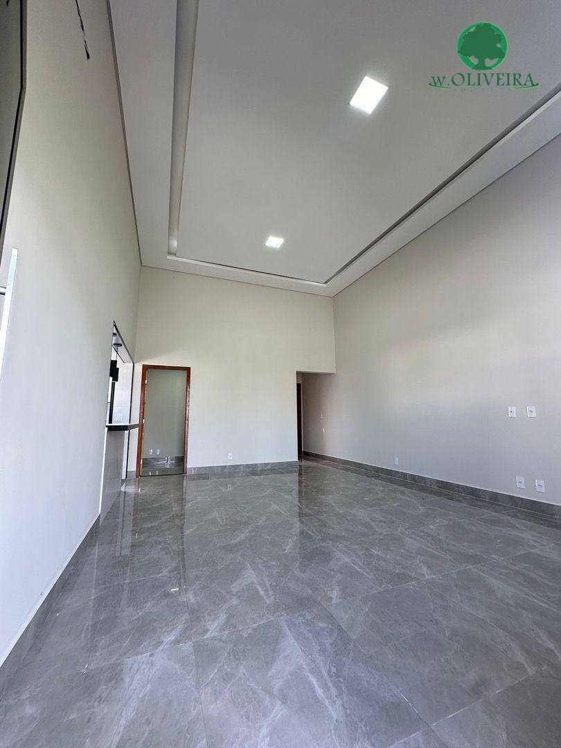 Casa de Condomínio à venda com 3 quartos, 186m² - Foto 2