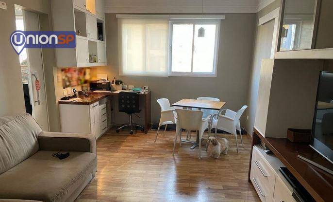 Apartamento à venda com 3 quartos, 235m² - Foto 2