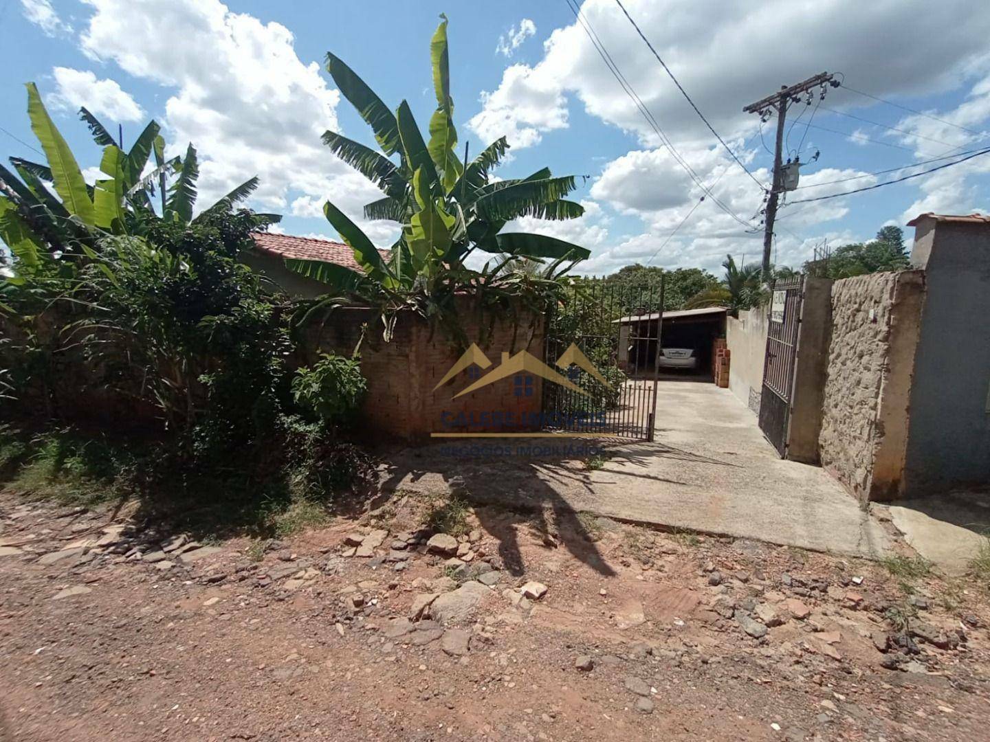 Chácara à venda com 2 quartos, 112m² - Foto 1