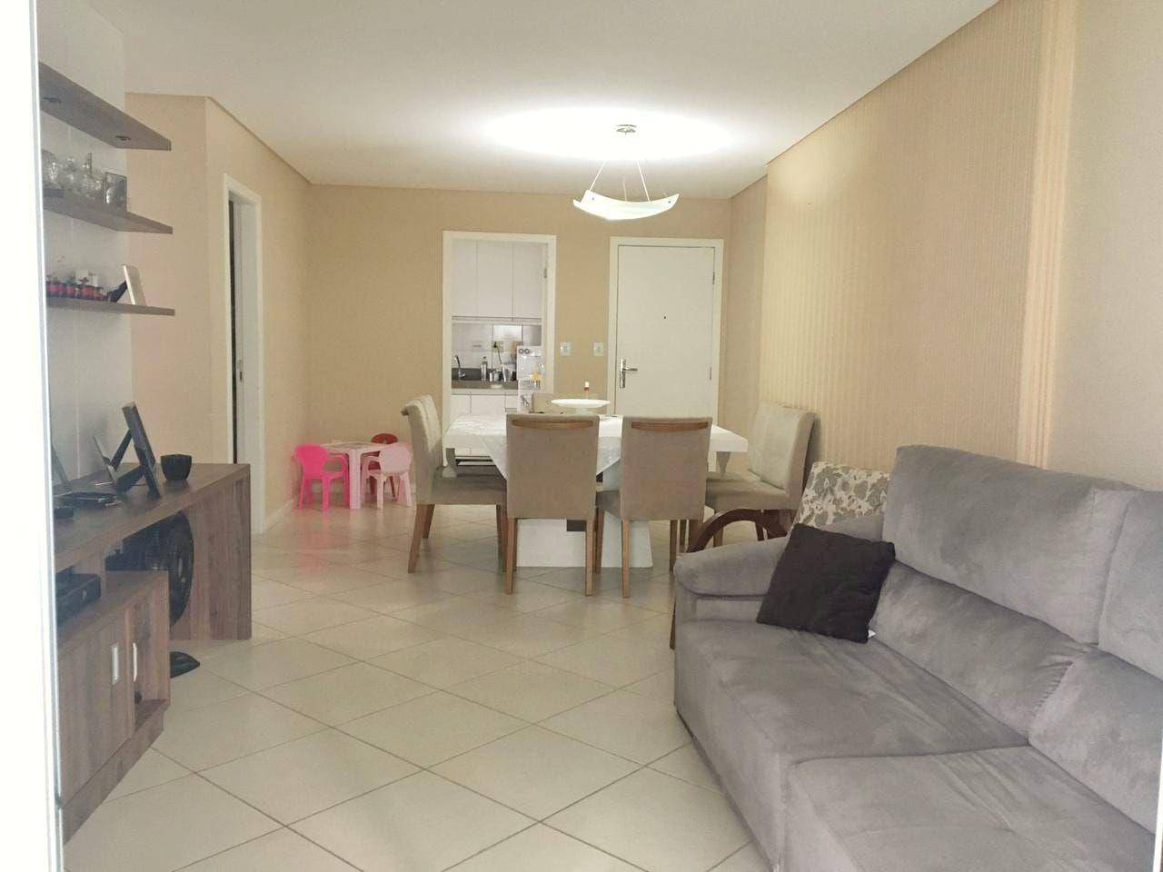 Apartamento à venda com 3 quartos, 123m² - Foto 1