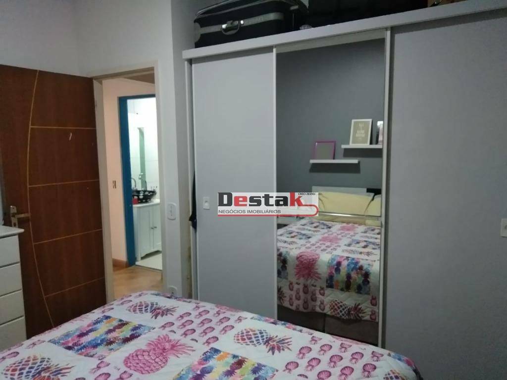 Apartamento à venda com 2 quartos, 58m² - Foto 2