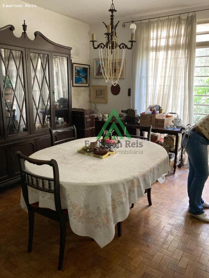 Casa à venda com 5 quartos, 235m² - Foto 12