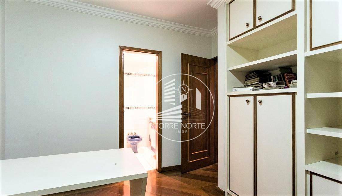 Apartamento à venda com 4 quartos, 235m² - Foto 41