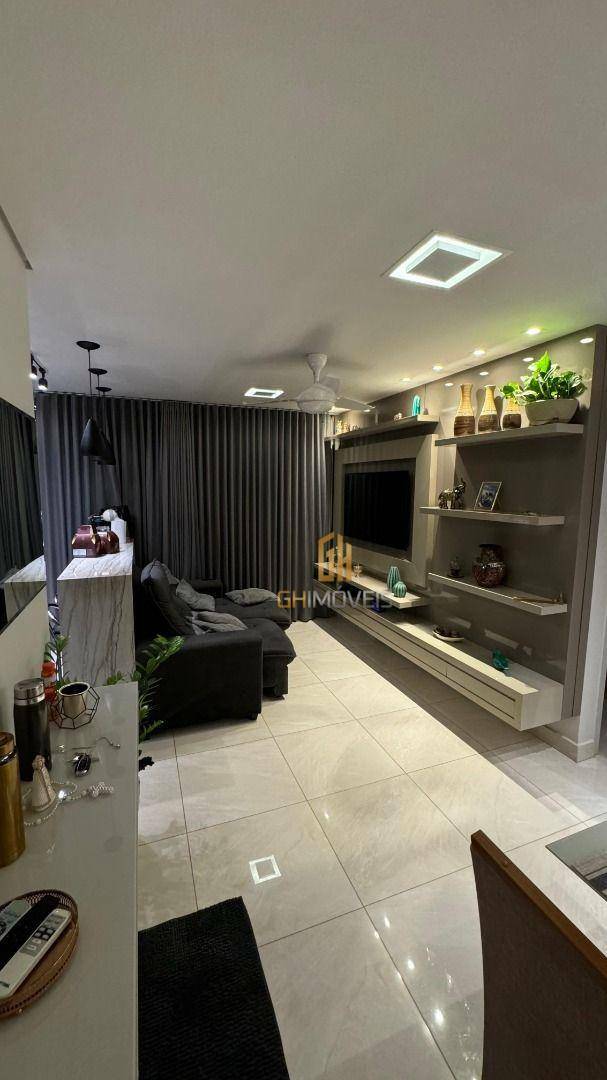 Apartamento à venda com 2 quartos, 62m² - Foto 4