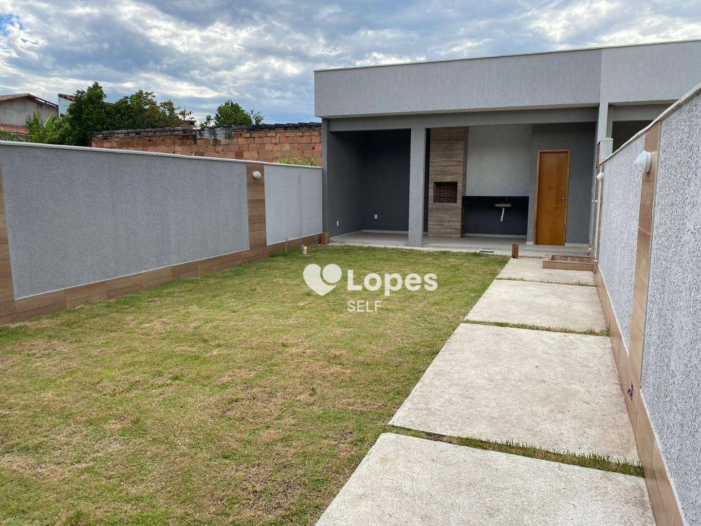 Casa à venda com 3 quartos, 100m² - Foto 2