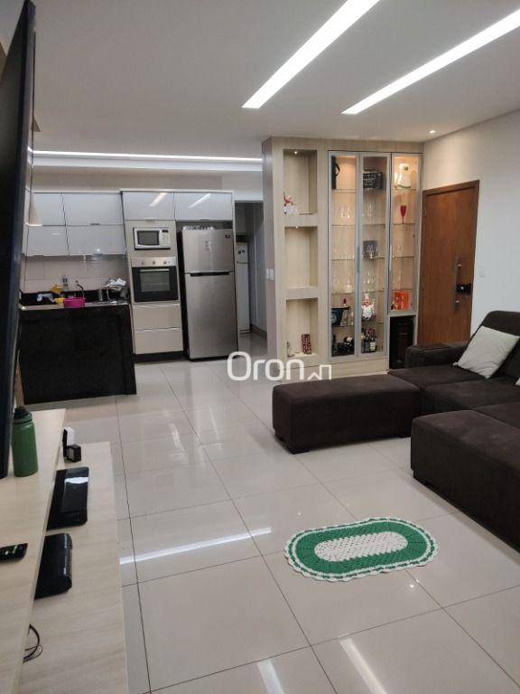 Apartamento à venda com 3 quartos, 117m² - Foto 2