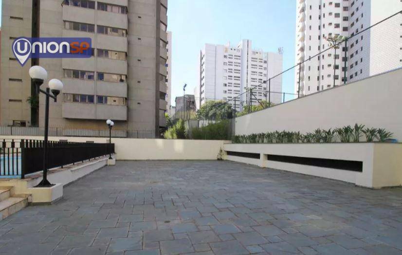 Apartamento à venda com 3 quartos, 119m² - Foto 25