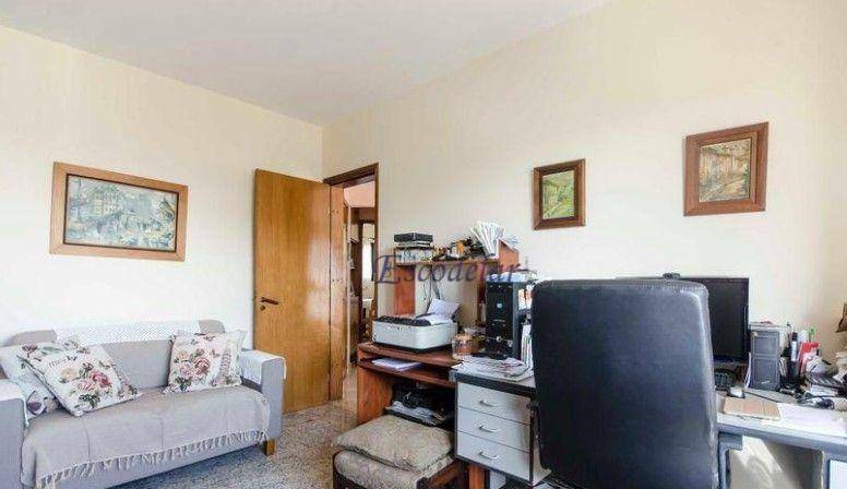 Apartamento à venda com 4 quartos, 262m² - Foto 8