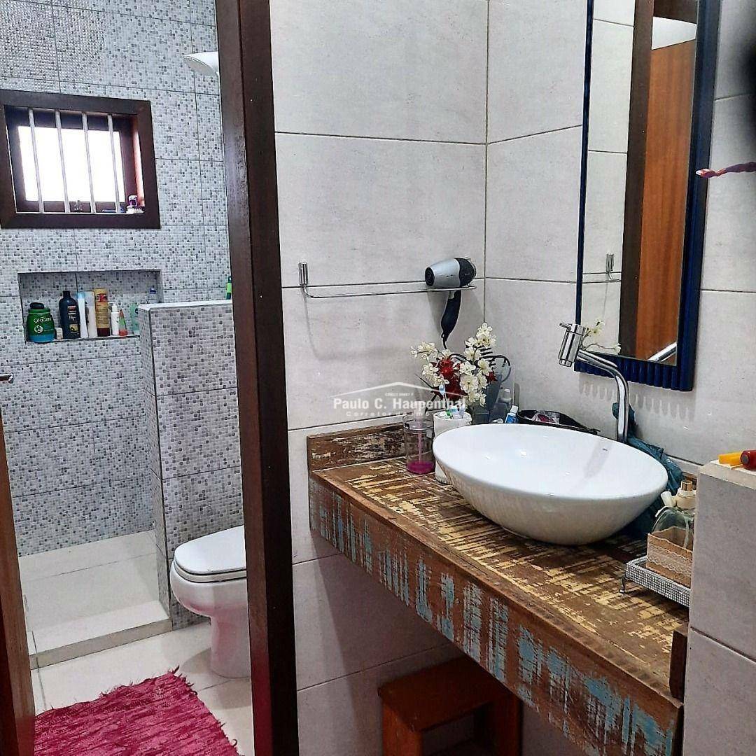 Casa à venda com 3 quartos, 75m² - Foto 13