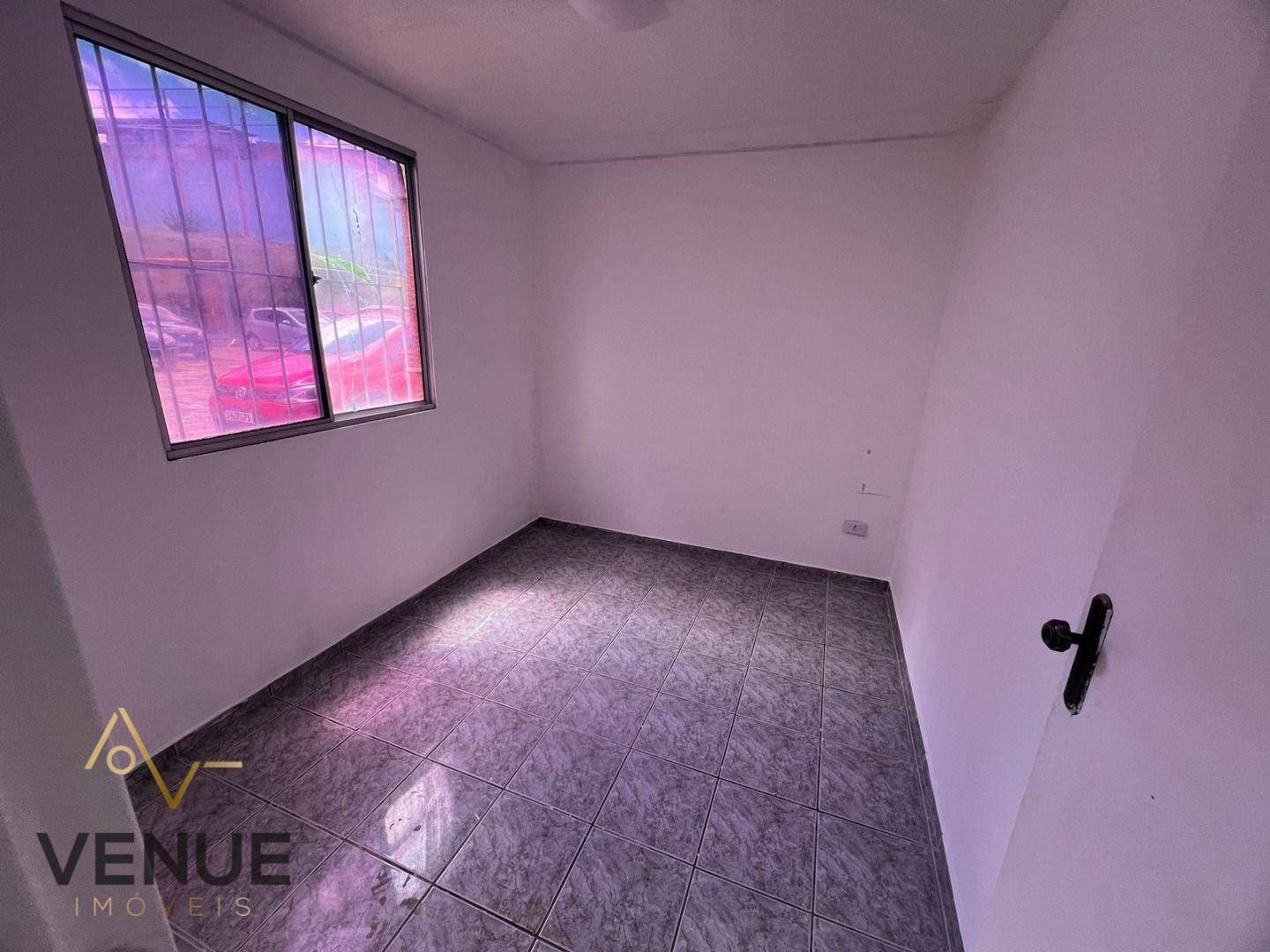 Apartamento à venda com 2 quartos, 43m² - Foto 13