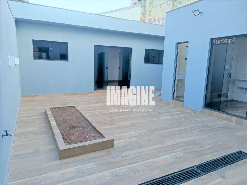 Sobrado à venda com 3 quartos, 233m² - Foto 27