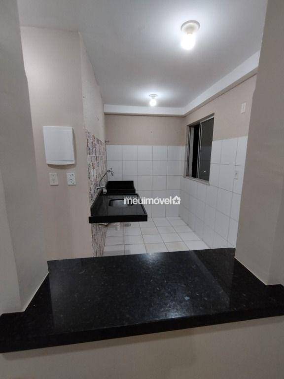 Apartamento à venda com 2 quartos, 48m² - Foto 4