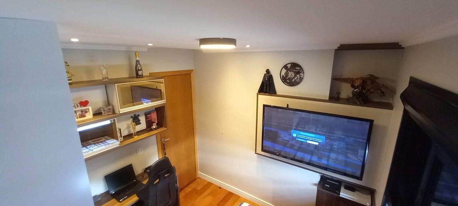 Apartamento à venda com 2 quartos, 68m² - Foto 1