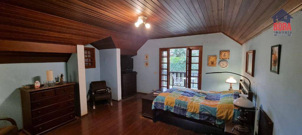 Casa de Condomínio à venda com 7 quartos, 204m² - Foto 11