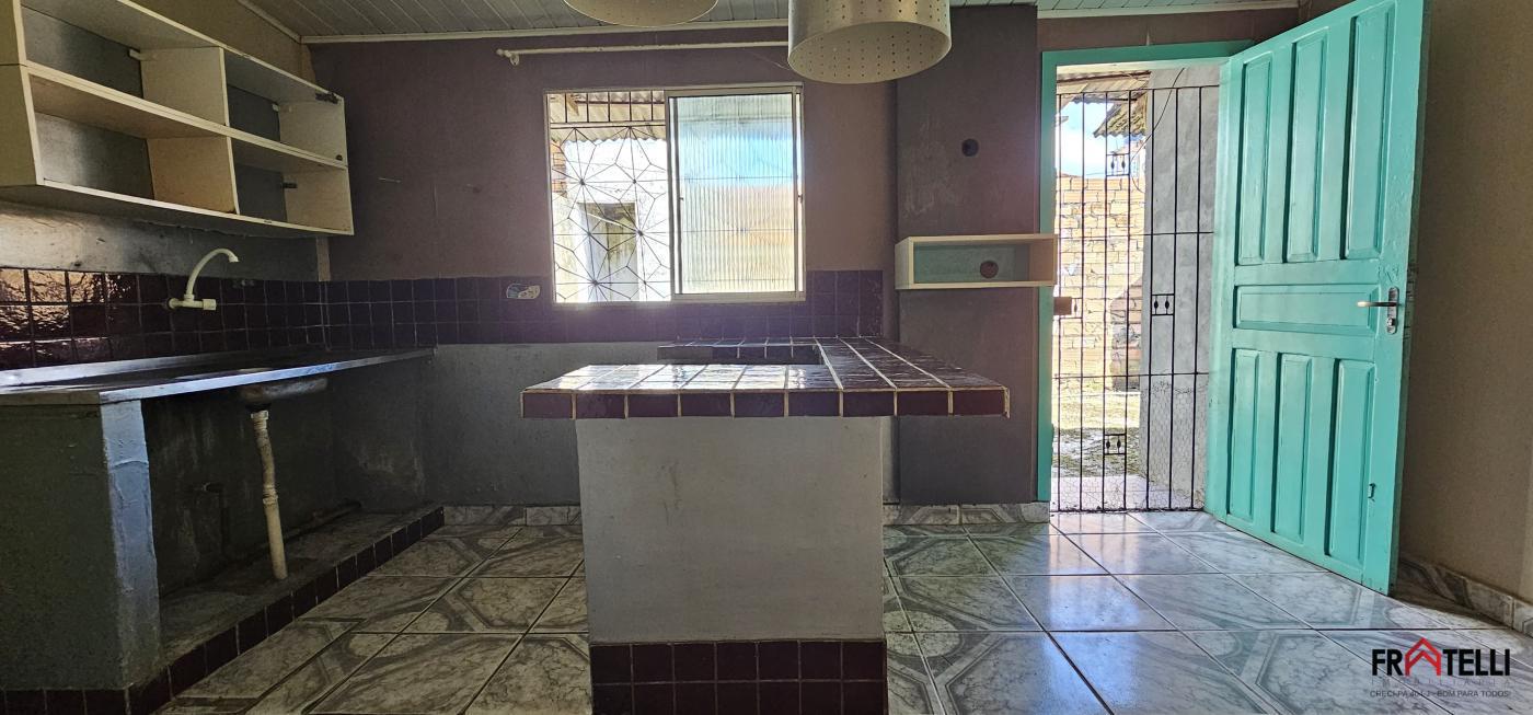 Casa à venda com 3 quartos, 200m² - Foto 3