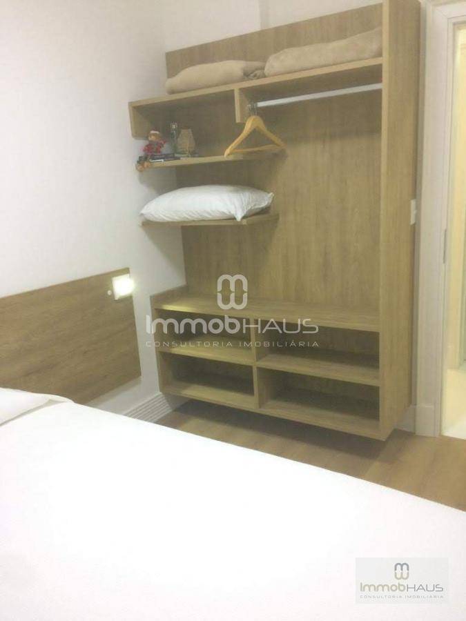 Apartamento à venda com 3 quartos, 116m² - Foto 10