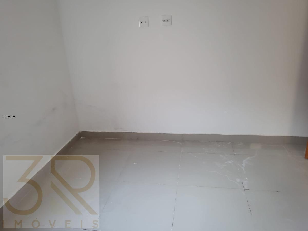 Casa à venda com 2 quartos, 85m² - Foto 18