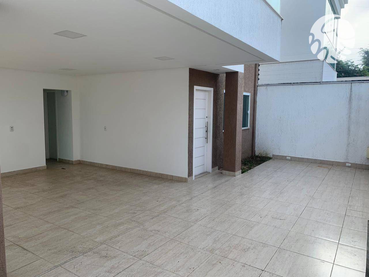 Casa de Condomínio à venda com 3 quartos, 129m² - Foto 4