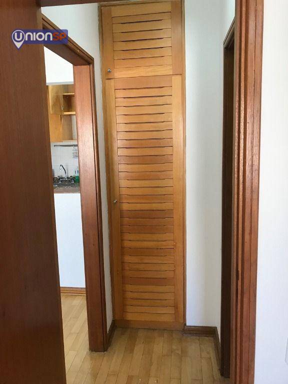 Apartamento à venda com 1 quarto, 44m² - Foto 13