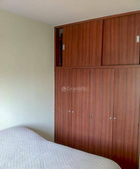 Apartamento à venda com 3 quartos, 75m² - Foto 12