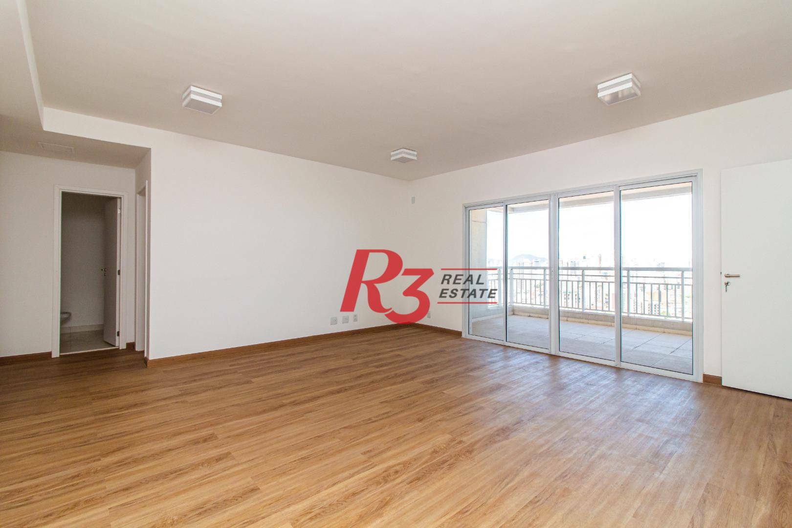 Apartamento para alugar com 3 quartos, 150m² - Foto 8