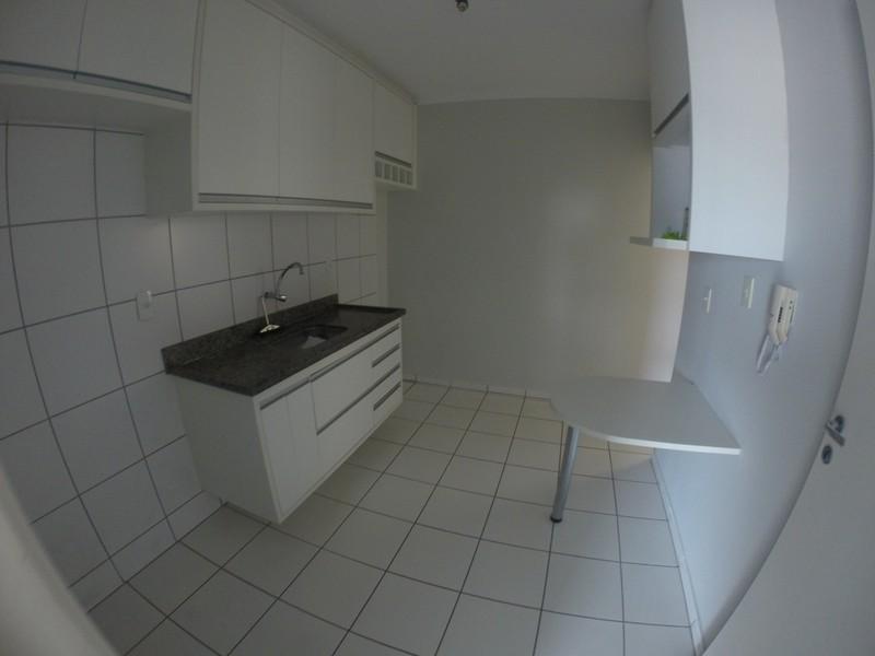 Apartamento para alugar com 2 quartos, 68m² - Foto 4