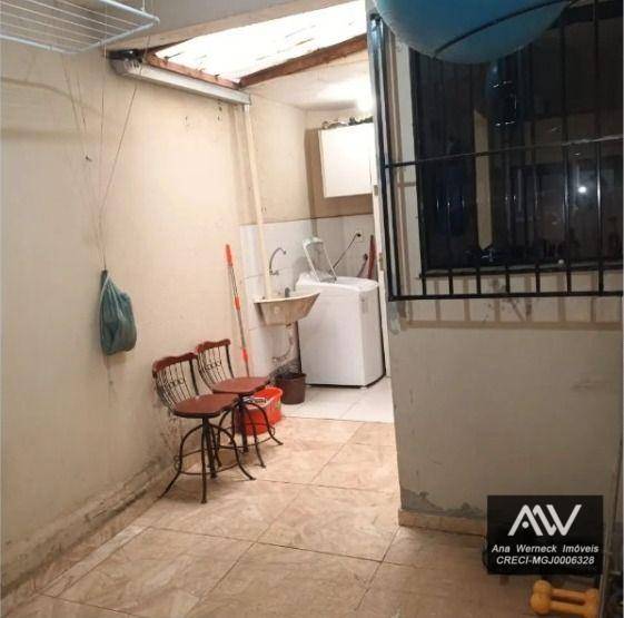 Casa à venda com 3 quartos, 80m² - Foto 2