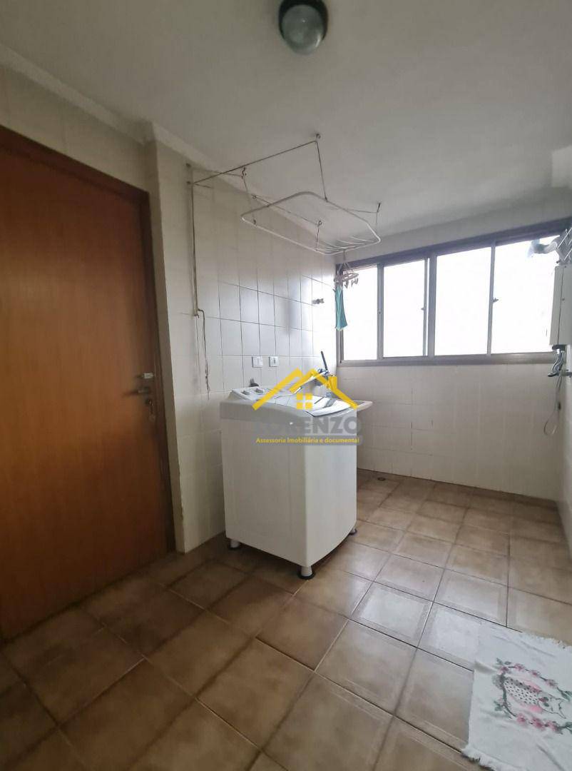 Apartamento à venda com 3 quartos, 143m² - Foto 14