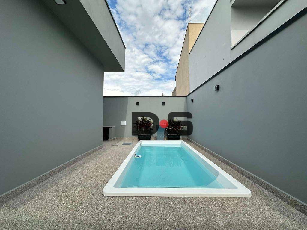 Casa à venda com 3 quartos, 180m² - Foto 15