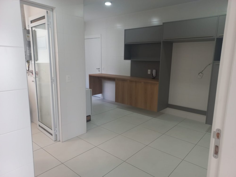 Apartamento à venda com 3 quartos, 134m² - Foto 15