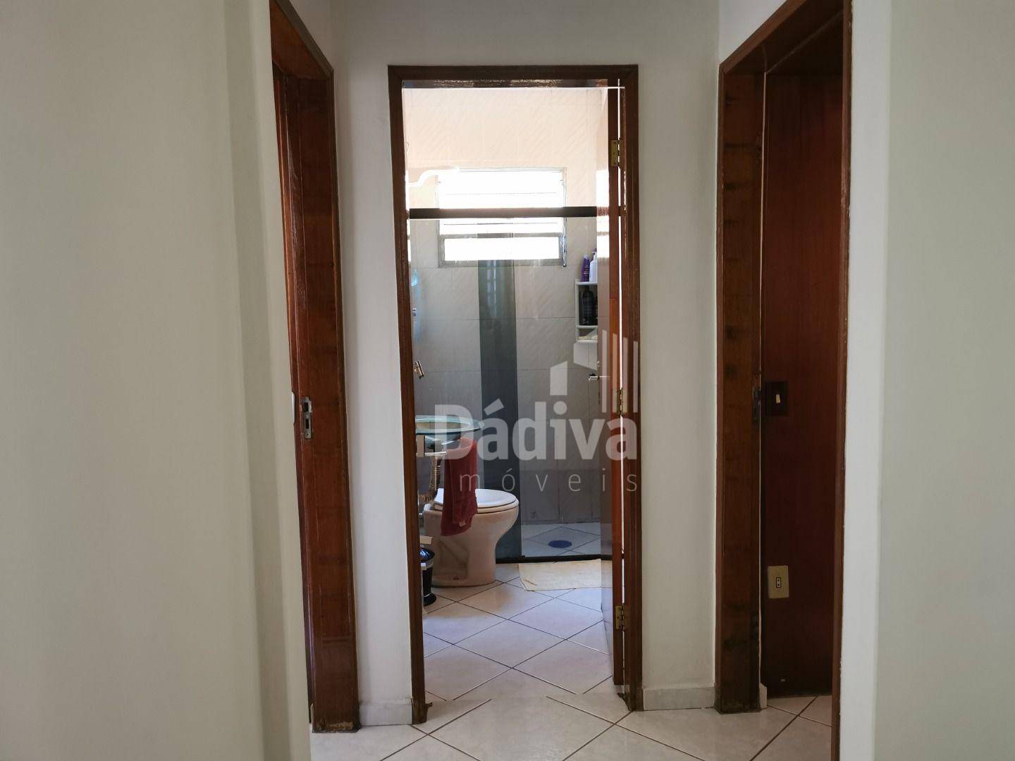 Casa à venda com 3 quartos, 170m² - Foto 8