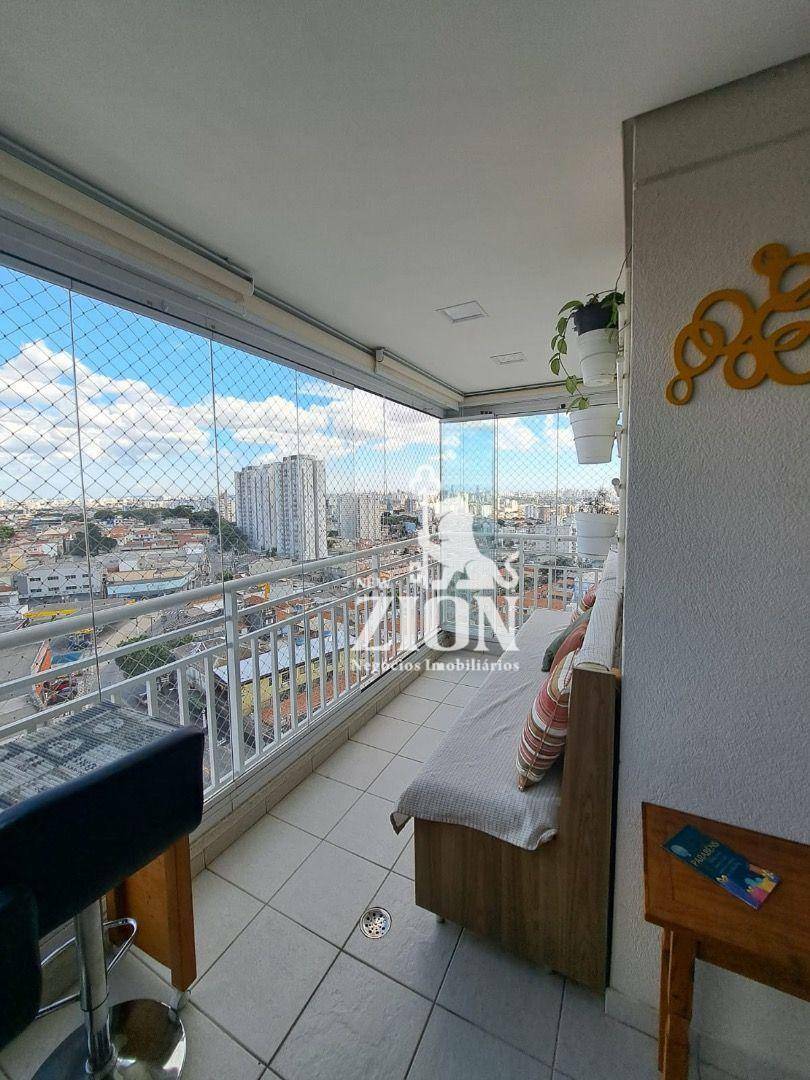 Apartamento à venda com 3 quartos, 72m² - Foto 1