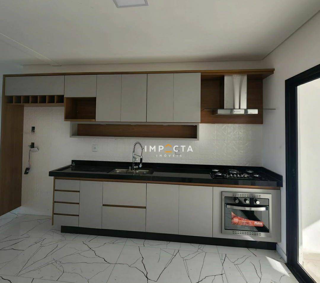 Casa à venda com 3 quartos, 275m² - Foto 3