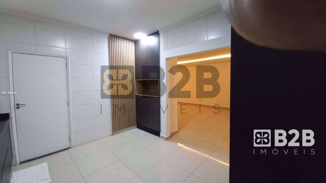 Casa à venda com 3 quartos, 250m² - Foto 23
