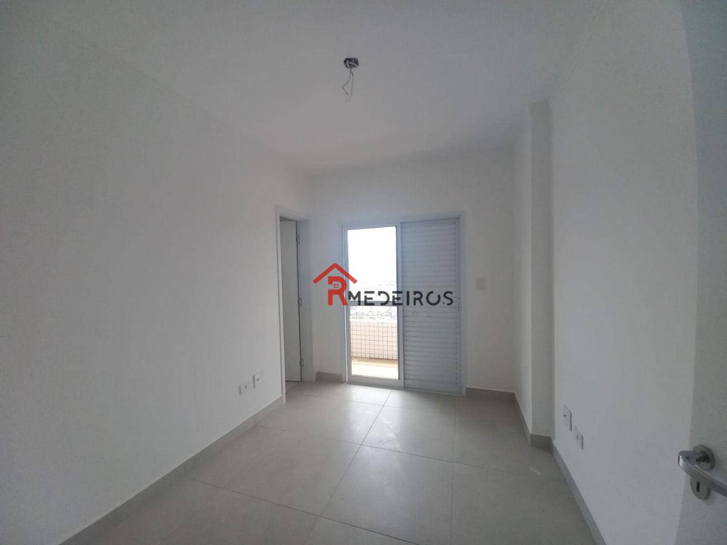 Apartamento à venda com 2 quartos, 79m² - Foto 11