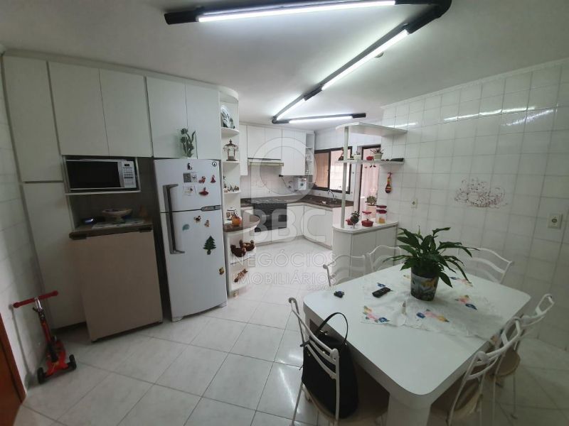 Apartamento à venda com 3 quartos, 170m² - Foto 8