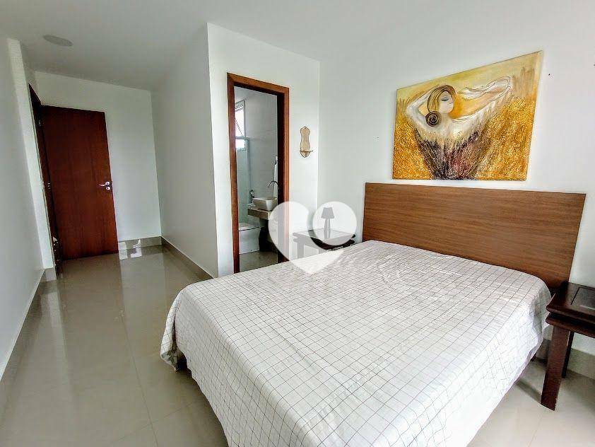 Apartamento para alugar com 3 quartos, 140m² - Foto 10