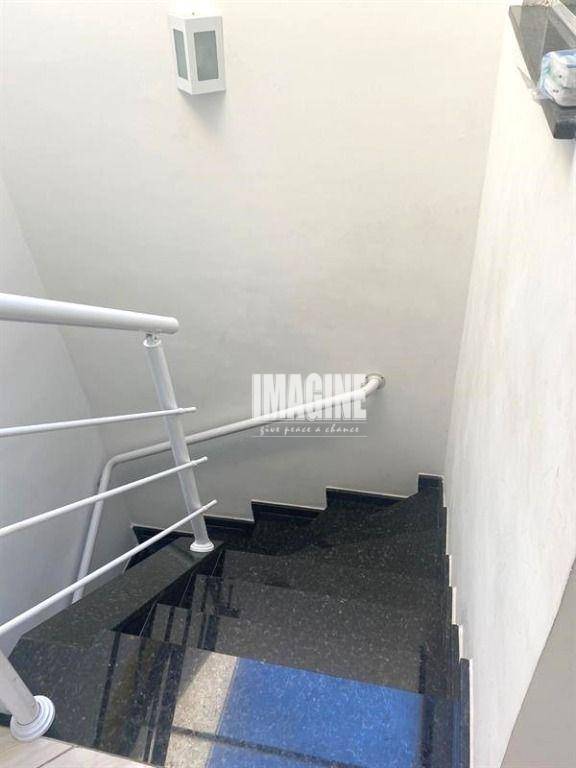 Sobrado à venda com 3 quartos, 140m² - Foto 5