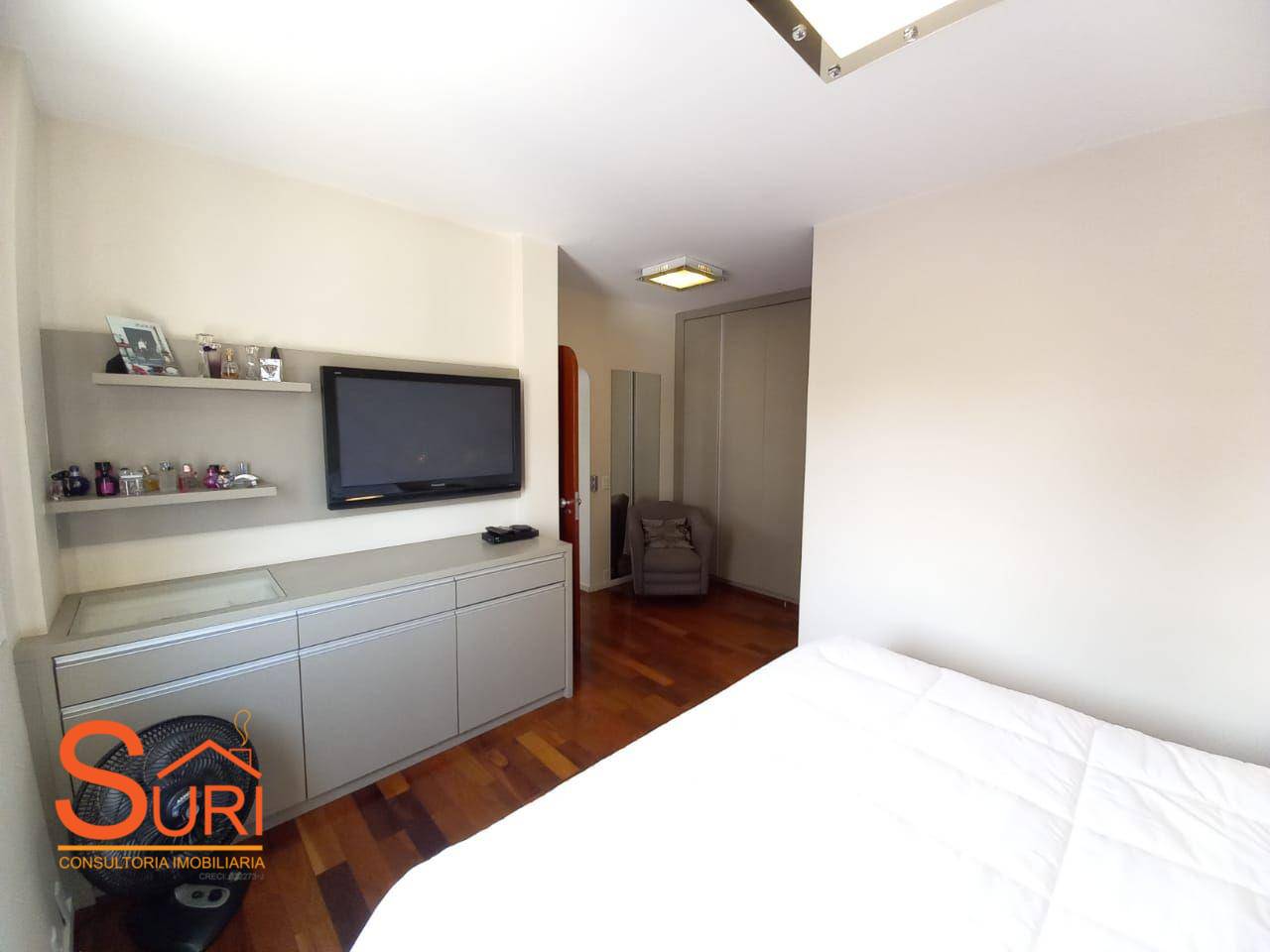 Apartamento à venda com 4 quartos, 165m² - Foto 10