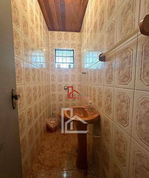 Chácara à venda com 4 quartos, 250m² - Foto 15