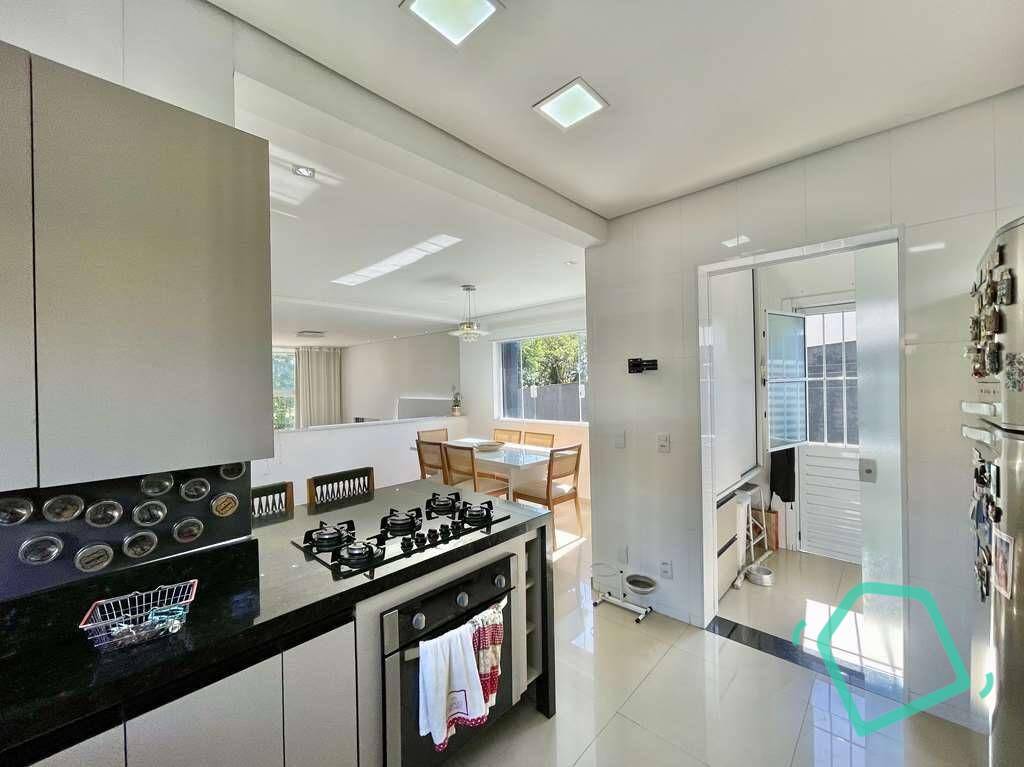 Casa de Condomínio à venda com 3 quartos, 171m² - Foto 9