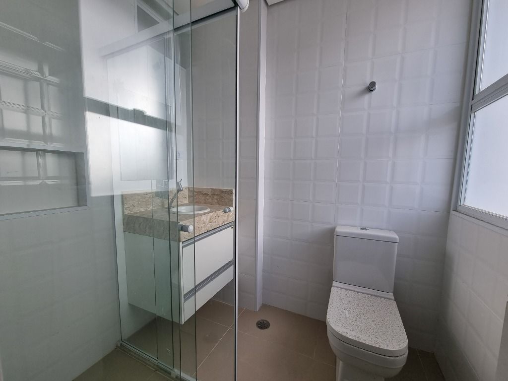 Apartamento à venda com 3 quartos, 180m² - Foto 15