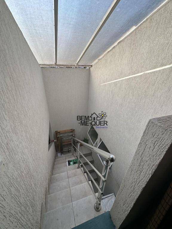 Sobrado à venda com 4 quartos, 241m² - Foto 35