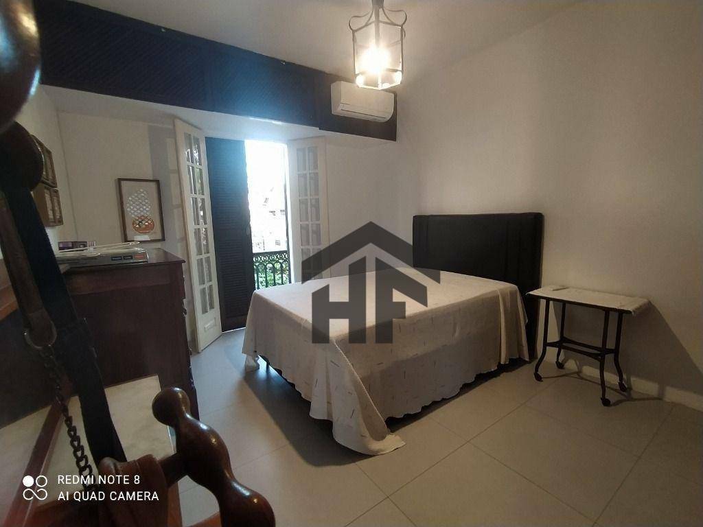 Casa à venda com 4 quartos, 350m² - Foto 15