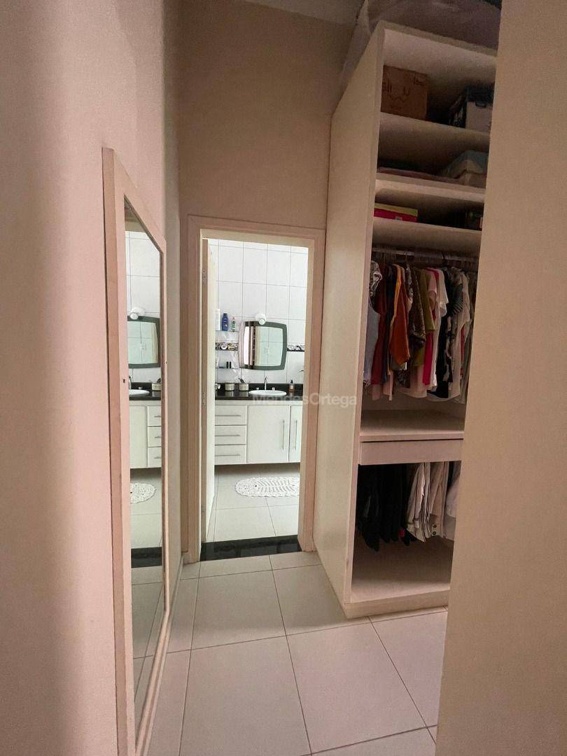 Casa de Condomínio para alugar com 3 quartos, 182m² - Foto 9