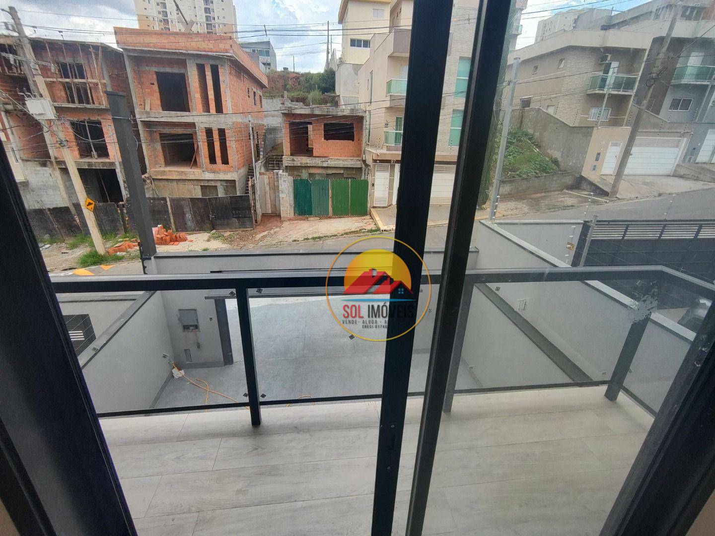 Casa à venda com 3 quartos, 200m² - Foto 13