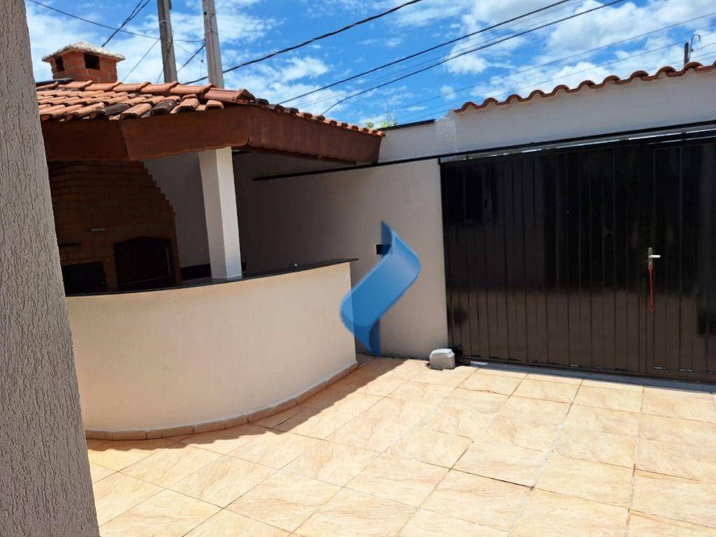 Casa à venda com 2 quartos, 97m² - Foto 3