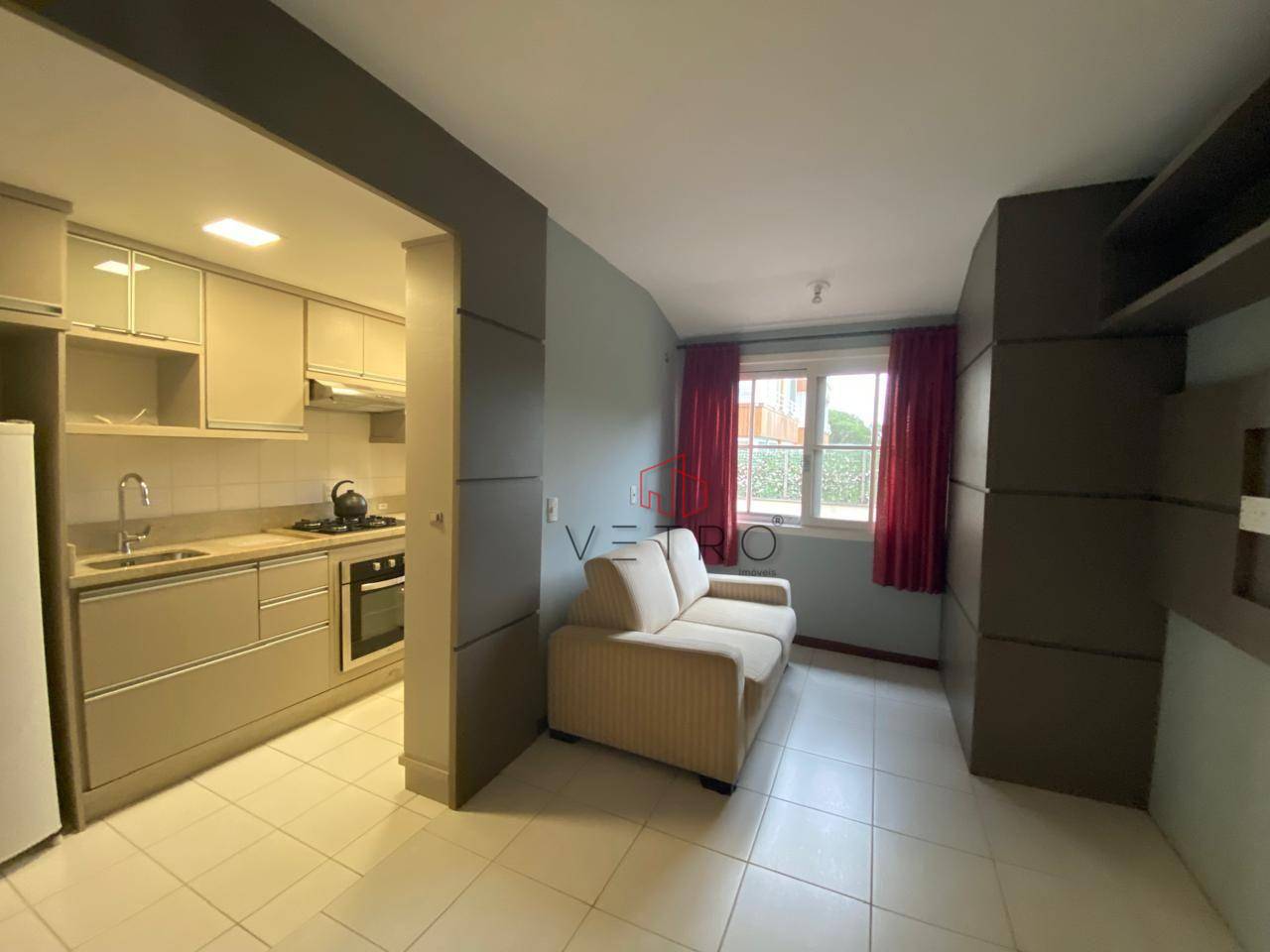 Apartamento à venda com 2 quartos, 70m² - Foto 1