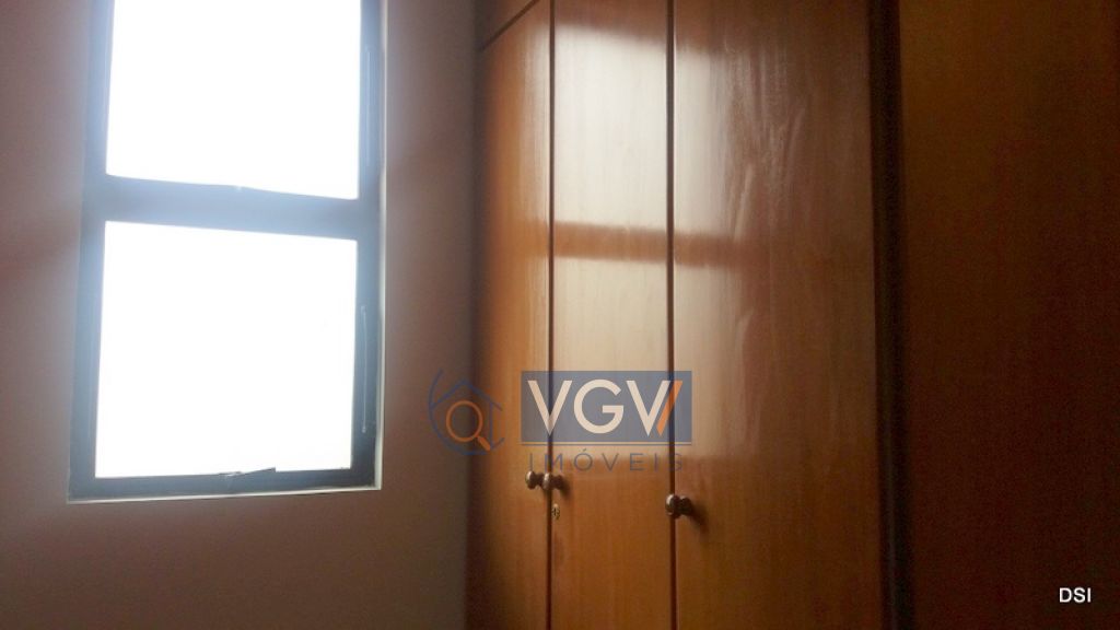 Apartamento à venda com 3 quartos, 97m² - Foto 13