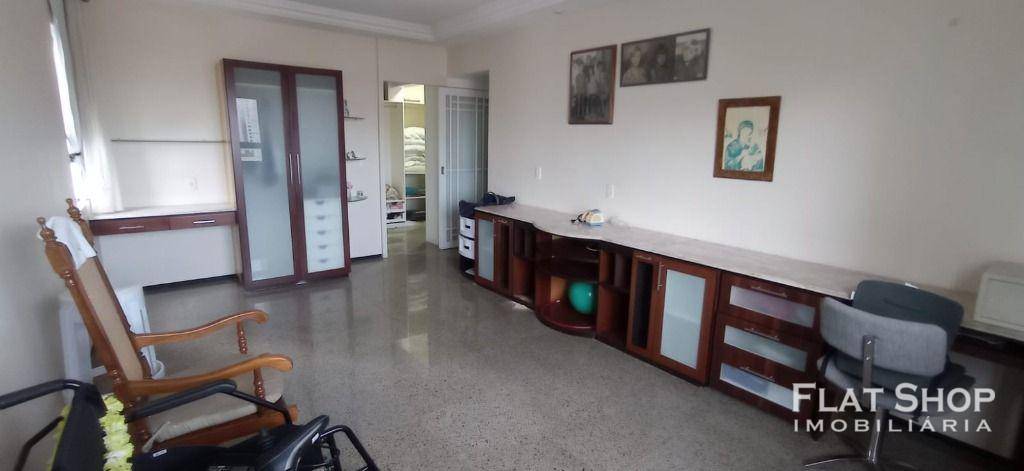 Apartamento à venda com 4 quartos, 174m² - Foto 18